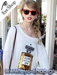  Taylor Swift wearing sunglasses RayBan 2140 Wayfarer