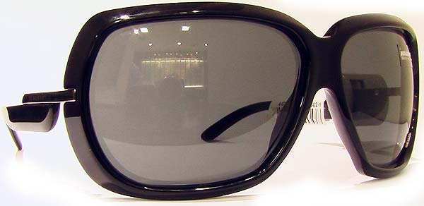 Sunglasses Burberry 4013 300187